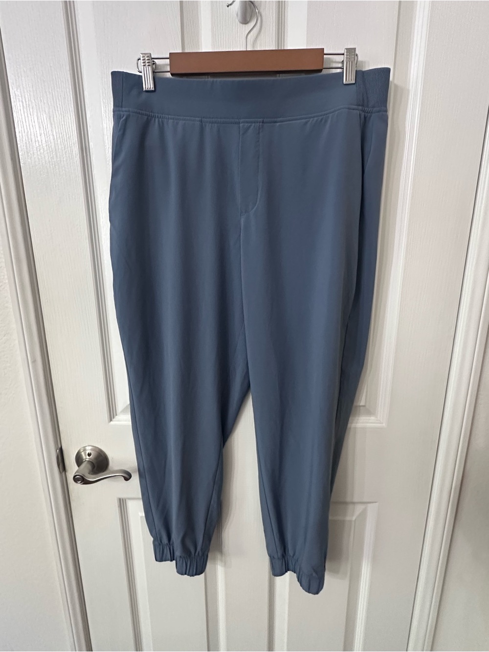 Athleta Brooklyn Joggers Blue Featherweight Stretch 12P